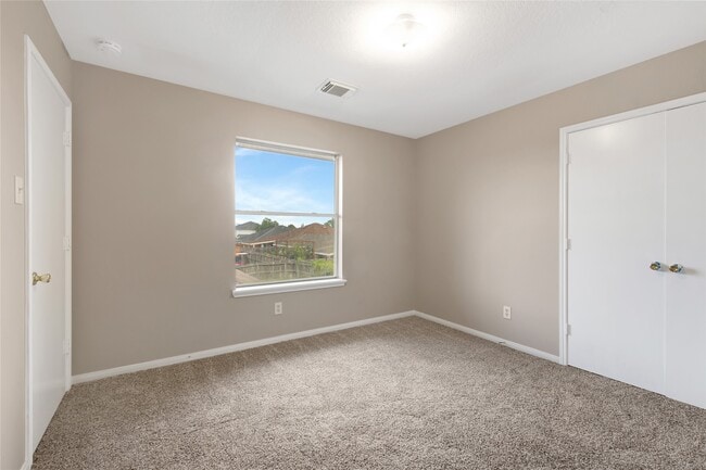 Building Photo - 11019 Cayman Mist Dr