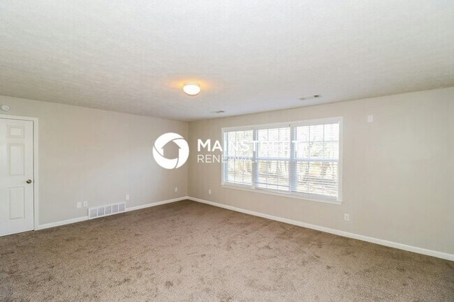 Building Photo - 5 Bedroom Pet-Friendly Home in CORDOVA, TN with Main Street Renewal