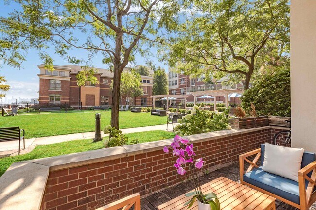 Building Photo - 24 Ave at Port Imperial