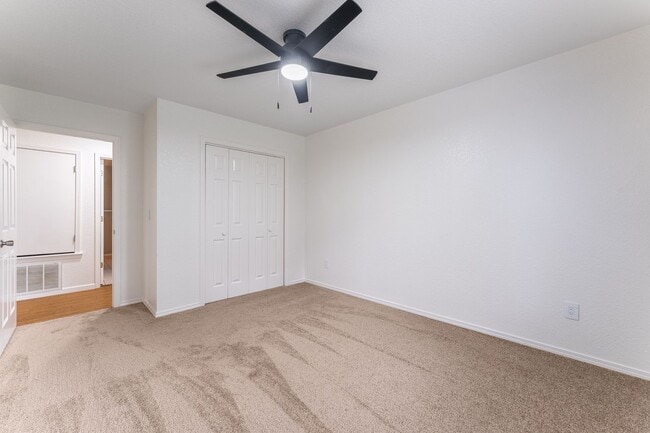 Building Photo - Welcome to this newly updated 2-bedroom, 2...