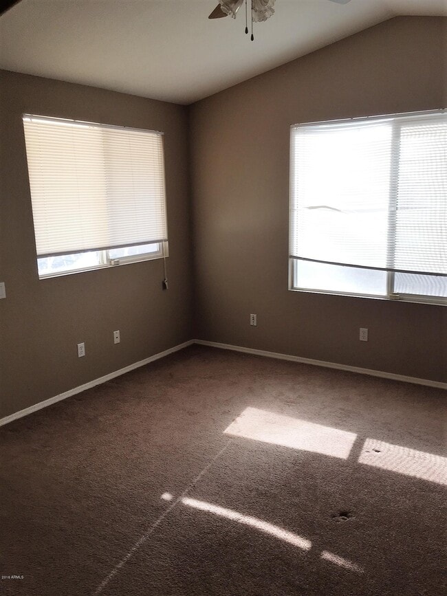 Building Photo - 3119 N 130th Ln