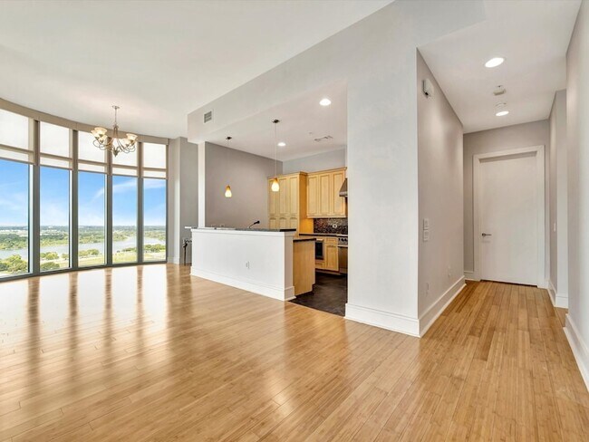 Building Photo - 4821 E NASA Pkwy