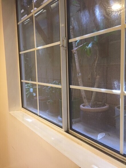 Building Photo - 201 Moonstone St