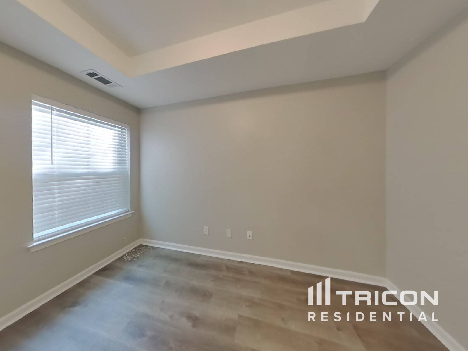 Building Photo - 308 Hidden Creek Ln