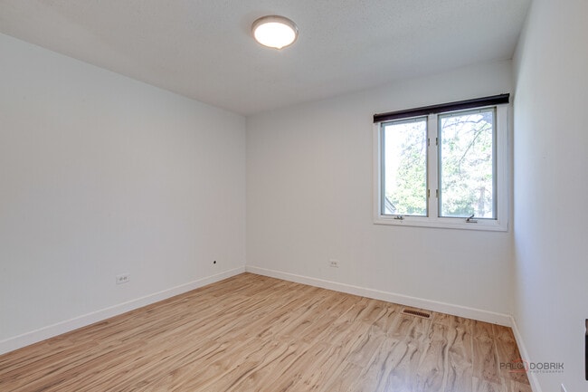 Building Photo - 808 Inverrary Ln