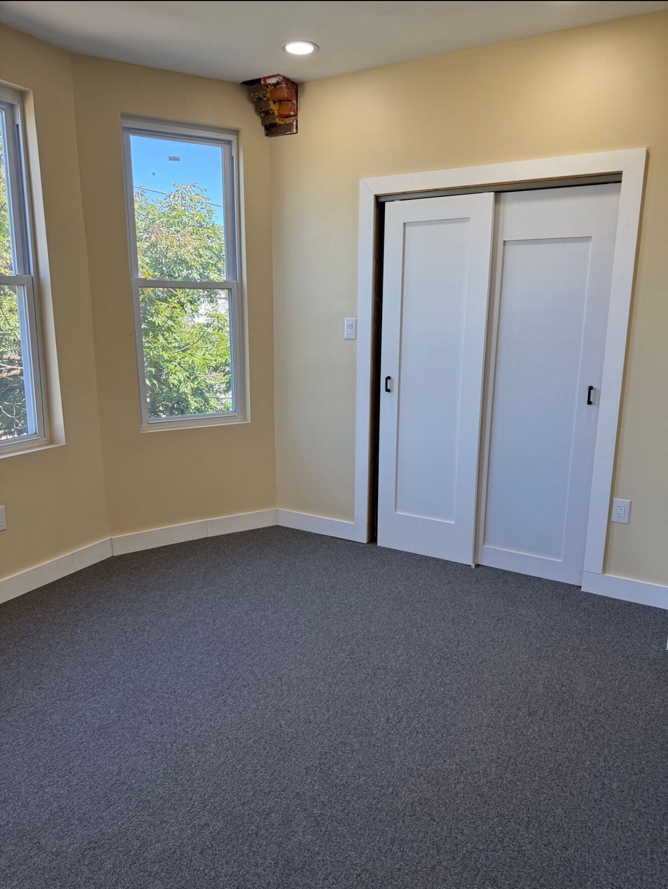 Building Photo - 6040 Kingsessing Ave