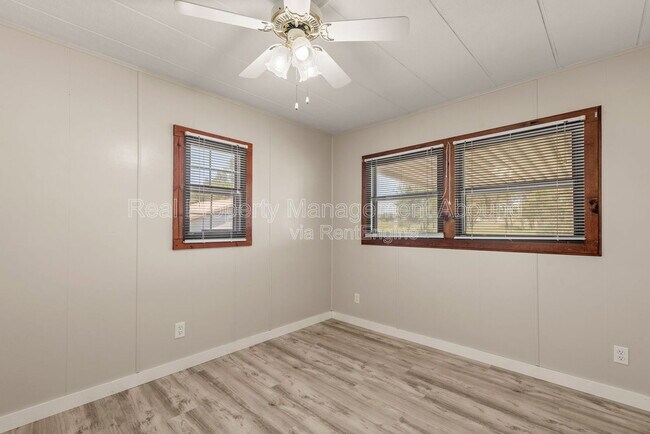 Building Photo - 4608 E 472 Rd