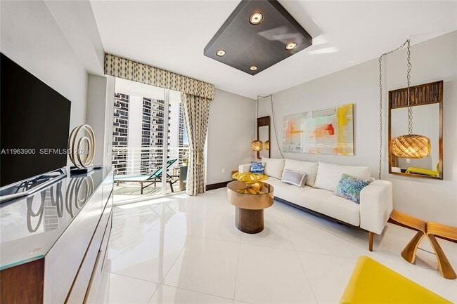 Building Photo - 2821 N Ocean Blvd