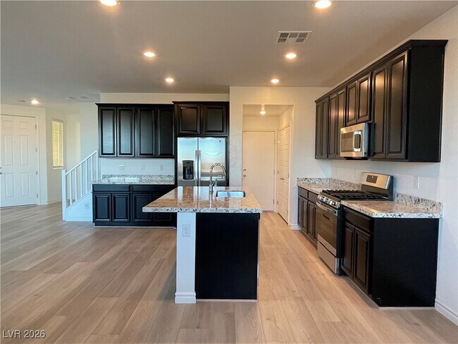 Building Photo - 6734 Chargehand Ave