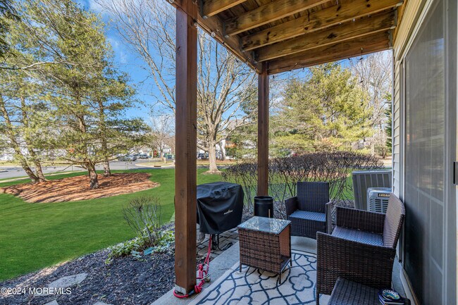 Building Photo - 237 Paddington Ct