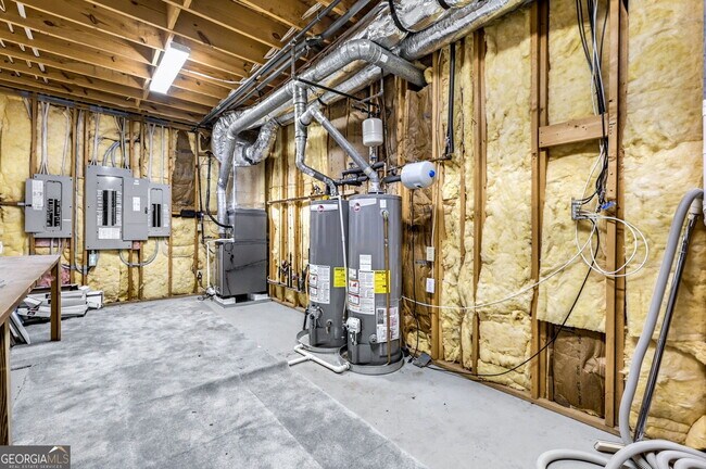 Building Photo - 300 Island Cove Dr