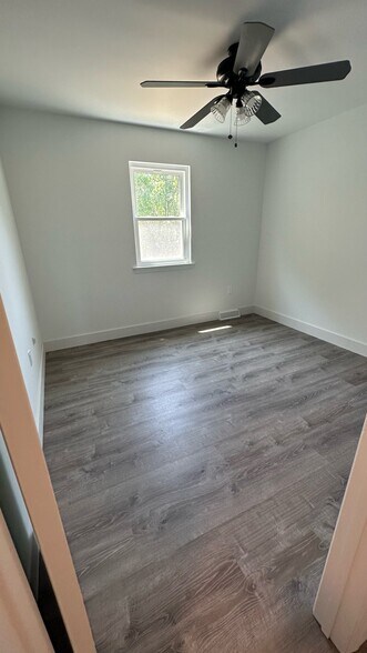 Bedroom 2 - 2016 Hale Ct