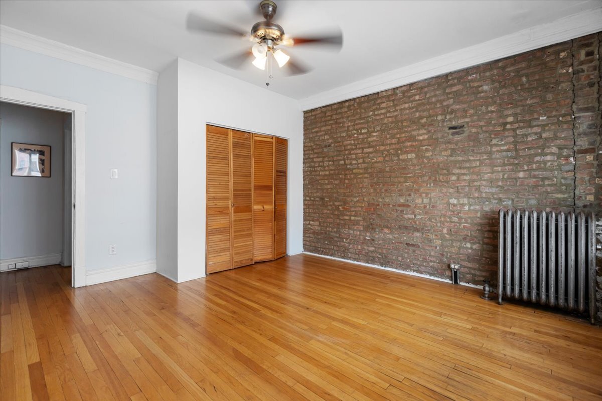 Building Photo - 442 W Arlington Pl