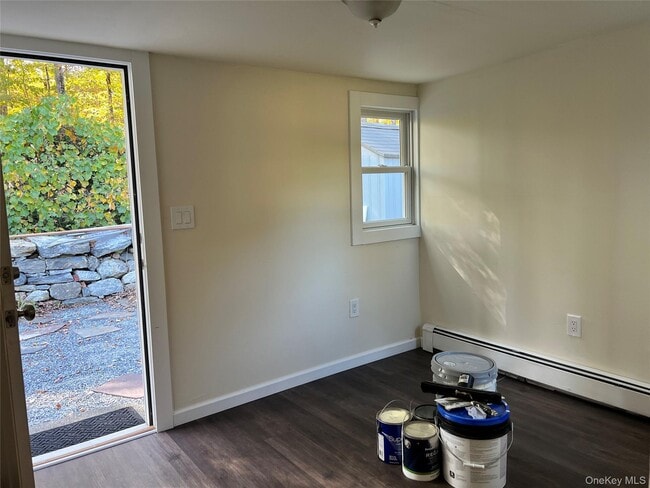 Building Photo - 294 Croton Falls Rd