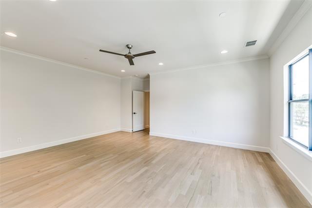 Building Photo - 4338 Emerson Ave