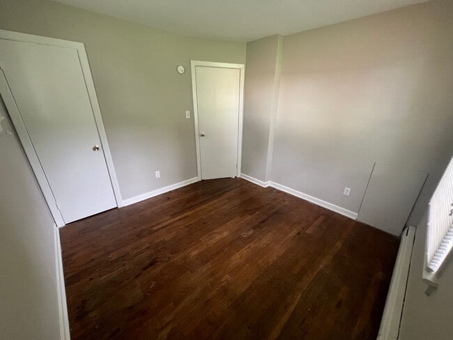 Building Photo - Very Spacious 3 bdrm/1 bth House Located in Henrico's West End!!