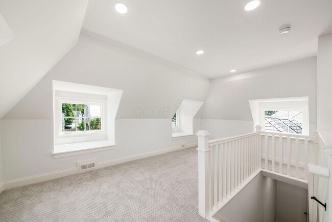 Building Photo - 2252 Club Rd