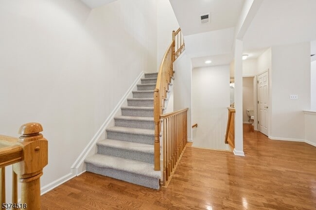 Building Photo - 618 Turlington Ct