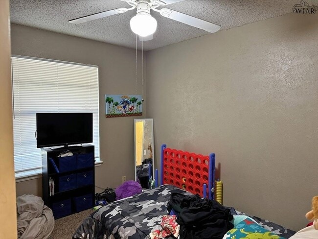 Building Photo - 2316 Perrin Dr