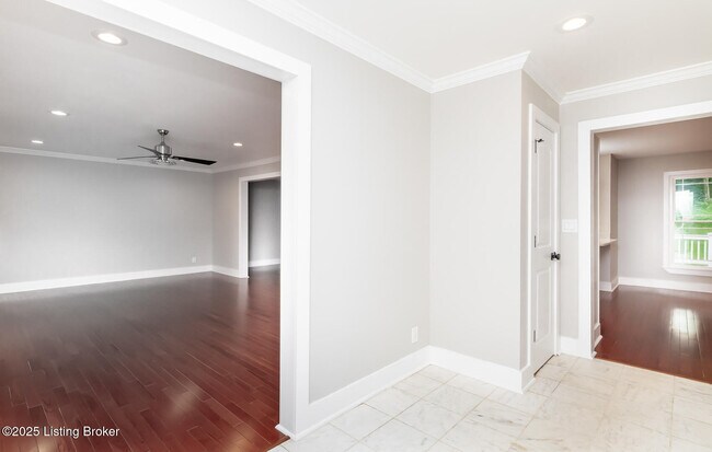 Building Photo - 7110 Fox Harbor Rd