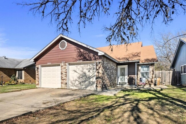 Building Photo - 2614 Howellwood Wy