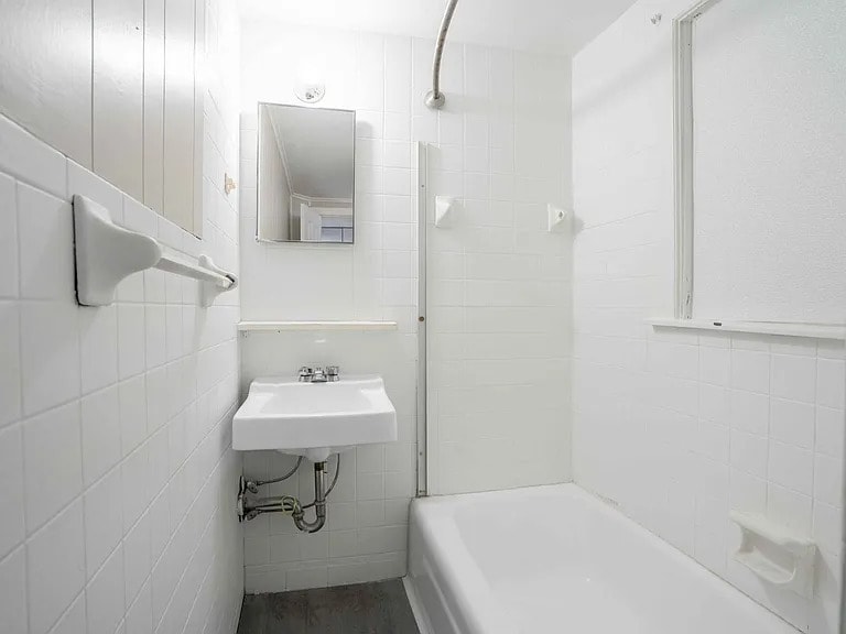 Bathroom - 1315 S Carson Ave