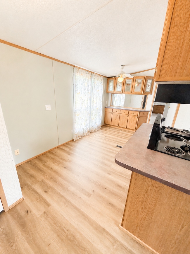 Building Photo - 20766 Hamlet Dr