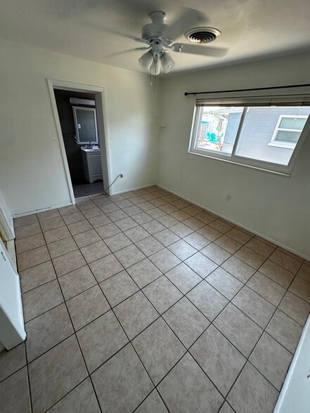 Bedroom facing towards bathroom - 443 Granada Blvd