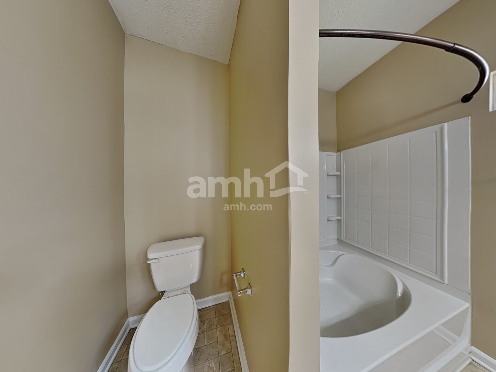 Building Photo - 8060 Chesterhill Way