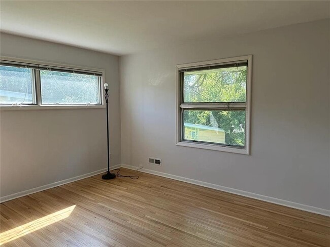 Building Photo - 5528 Merritt Cir