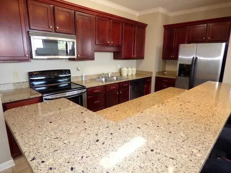 Building Photo - 721 Litty Ct