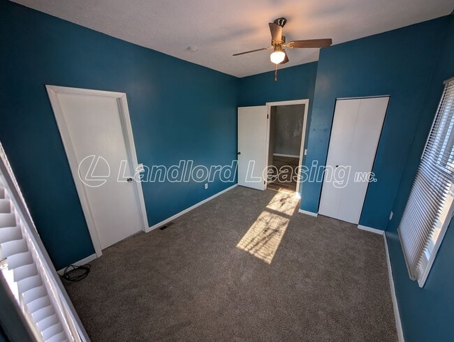 Building Photo - Comfortable 2-Bedroom Ranch with Amish-Built 2-Car Garage