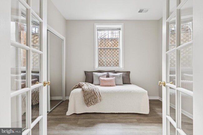 Building Photo - 1361 Garden Wall Cir