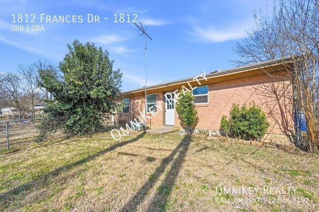 Building Photo - 1812 Frances Dr
