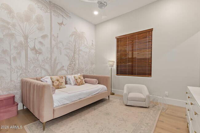 Building Photo - 11861 E Desert Trail Rd