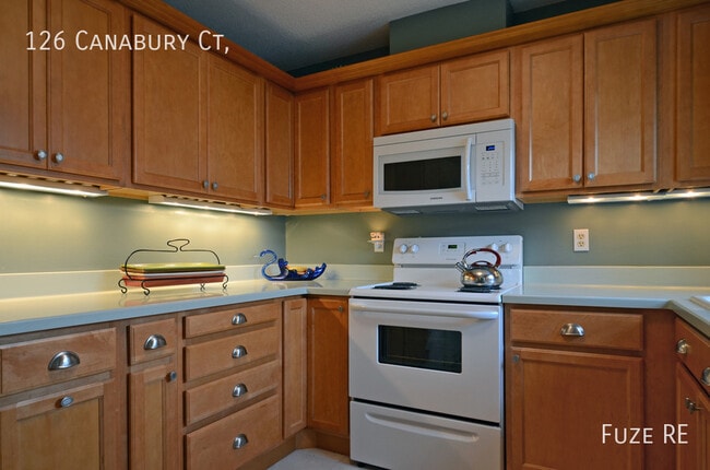 Building Photo - 126 Canabury Ct