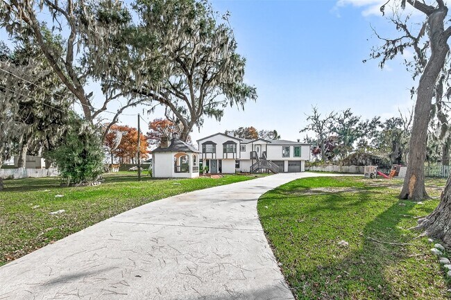 Building Photo - 29927 County Rd 25