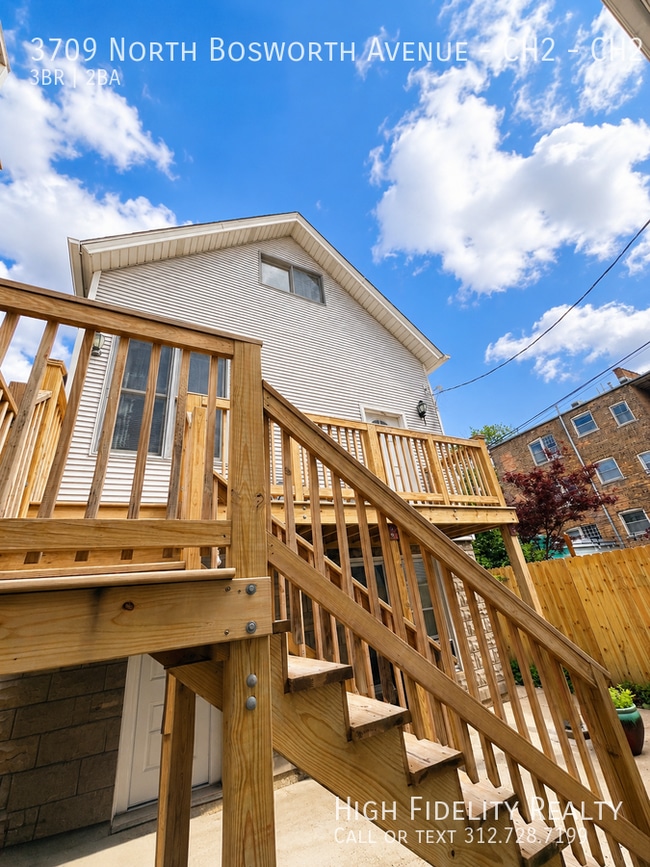 Building Photo - 3709 N Bosworth Ave