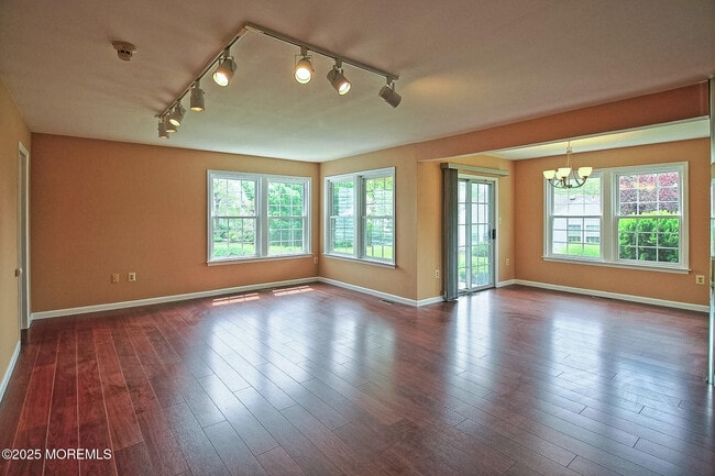 Building Photo - 2A Bristol Ct