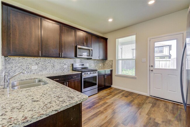 Building Photo - 17911 Grassy Prairie Dr