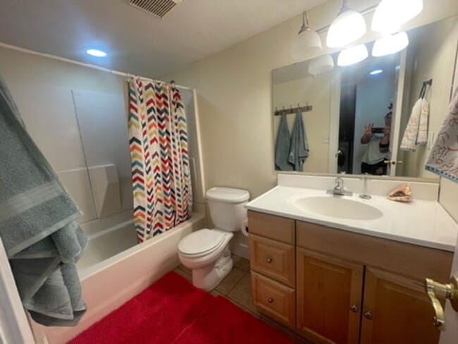 Building Photo - 3 Bedroom Townhouse Minutes from Canyons