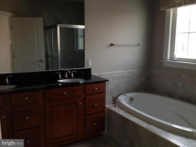 Building Photo - 3571 Worthington Blvd