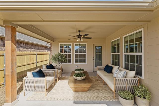 Building Photo - 1005 Hardaway Ln