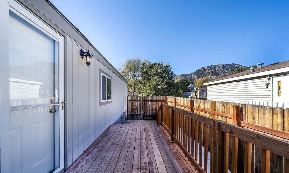 Building Photo - 8160 Piute Rd