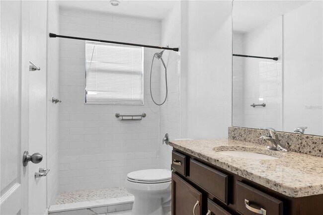 Building Photo - 2926 Siesta View Dr