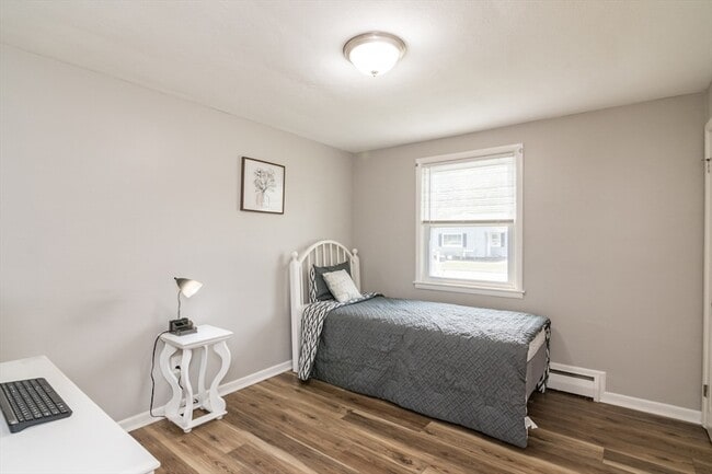 Building Photo - 60 Gatewood Rd