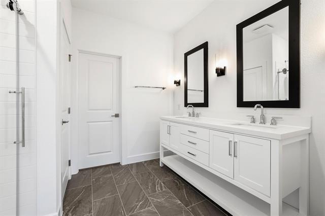 Building Photo - 619 Sagebrush Trl