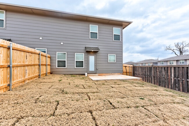 Building Photo - 13503 Bluejacket Dr