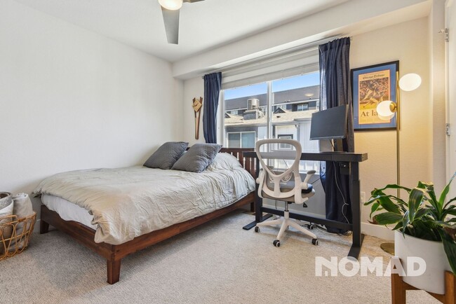 Building Photo - Modern 2 Bed + Office, 2.5 Bath Townhome |...