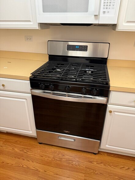 Building Photo - 2965 Stockton Ct